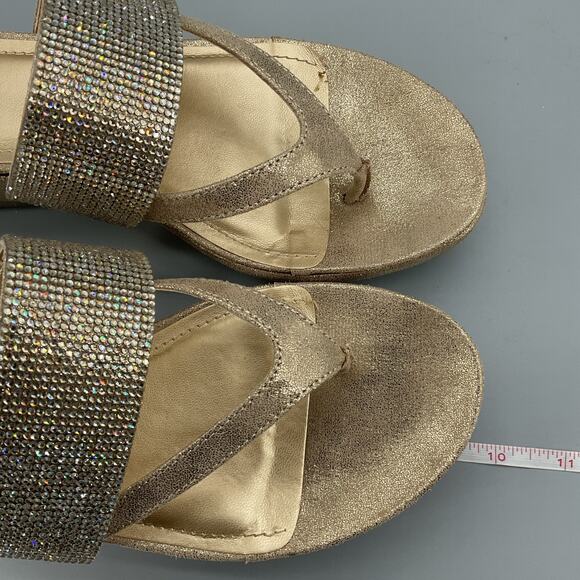 Kenneth Cole Reaction Women’s Pepea Cross Jewel Wedge Sandals Gold Size 7.5M - Picture 7 of 10